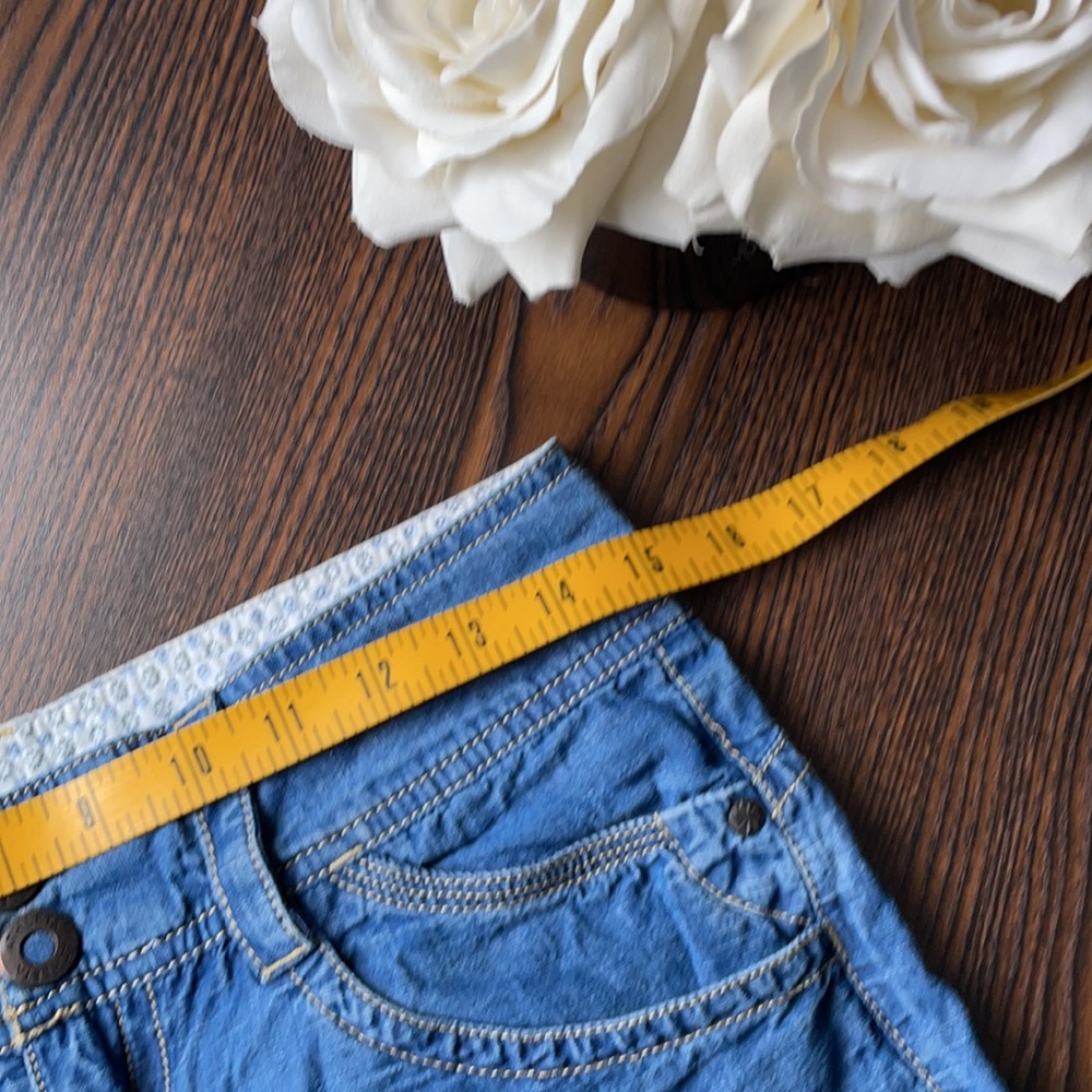 Athleta chambray shorts 2 - Picture 2 of 9